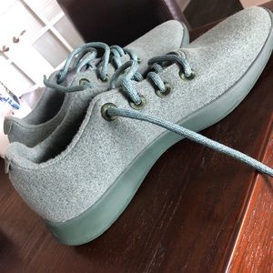 Men’s green wool Allbird runners - NBW